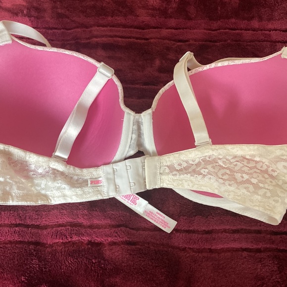Pink everywhere t-shirt lightly lined bra 34DD white in new condition - Picture 2 of 2